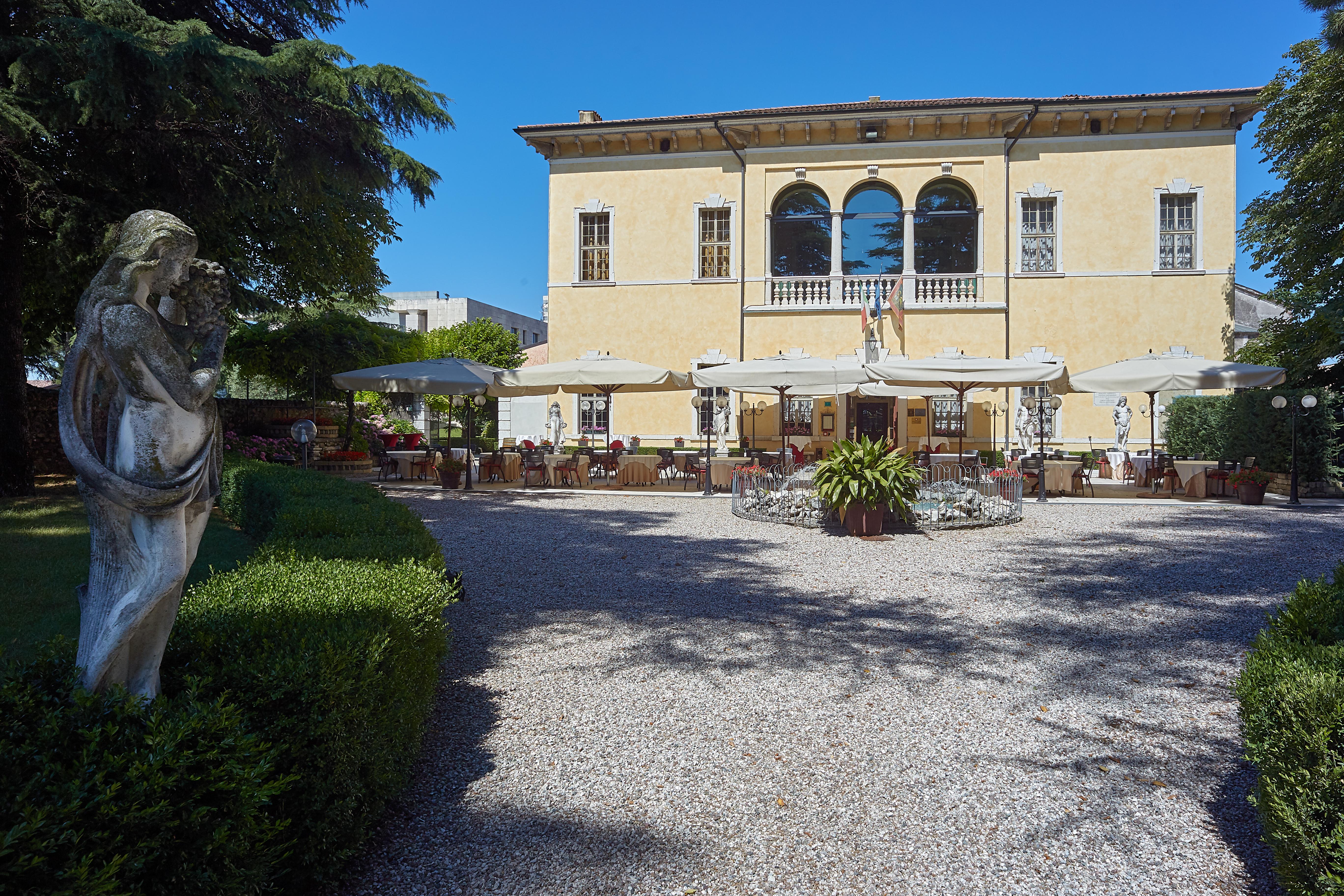 Hotel Quaranta Tommasi Wine & Pescantina